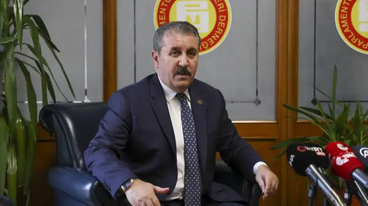 Başak Demirtaş'a çirkin paylaşım! Destici’den tepki çeken açıklama!
