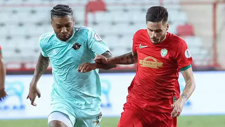 Amedspor darmadağın! Taraftar Ersun Yanal'ı istifaya davet etti!