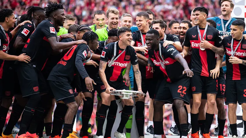 Almanya Ligi şampiyonu Leverkusen Bundesliga tarihine geçti