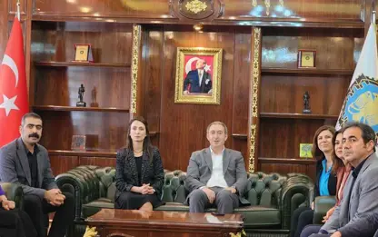DEM Parti’den Diyarbakır Büyükşehir Belediyesi’ne ziyaret