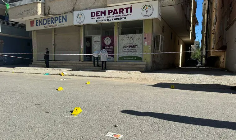 Urfa’da DEM Parti bürosuna silahlı saldırı!