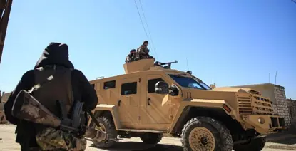 دیمەشق بنکەیەکی سەربازیی هێزەکانی سووریای دیمۆکرات لە دێرەزۆر کردە ئامانج