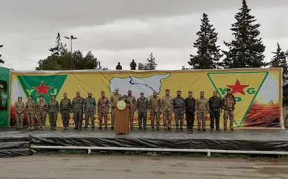بۆ گفتوگۆکردن لەسەر "یەکگرتن"... شاندێکی سەربازی هێزەکانی سوریای دیموکرات گەیشتە دیمەشق