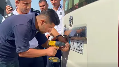 ناوی وەزارەتەکان لەسەر تابلۆکان نامێنێ