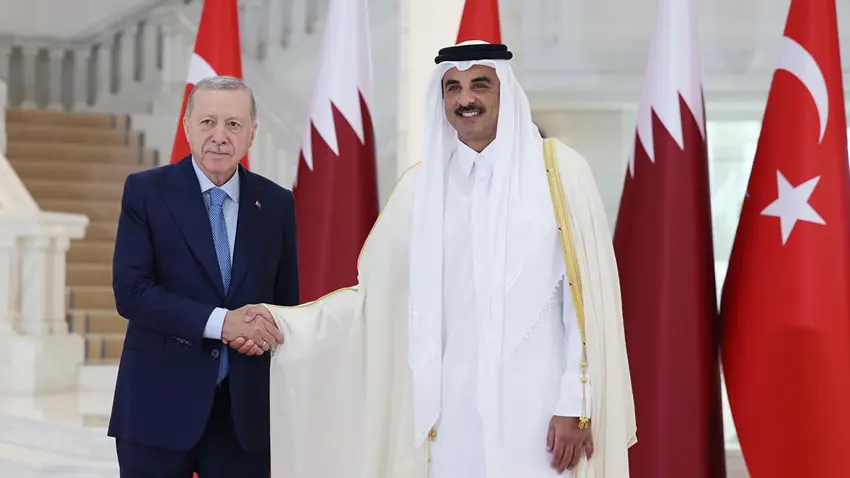 Erdoğan ve Katar Emiri Doha'da görüştü