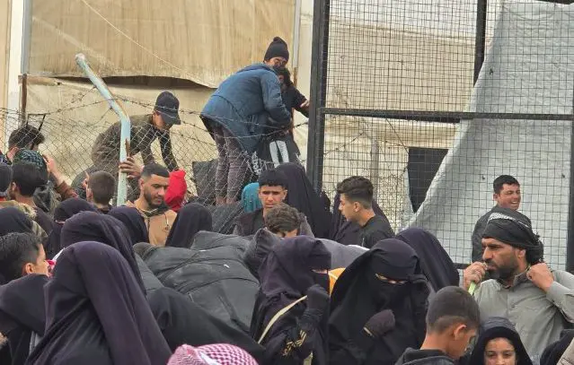 249  خێزانی عێراقی کەمپی هۆل بەجێدەهێڵن