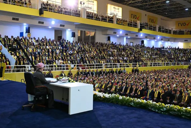 سه‌رۆك بارزانی له‌گه‌ڵ به‌شێك له‌ جه‌ماوه‌ر و چین و توێژه‌كانی دهۆك كۆبووه‌وه‌