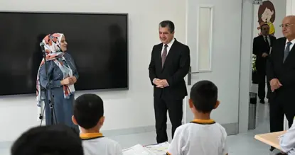 Başbakan: Dünya Öğretmenler Günü kutlu olsun