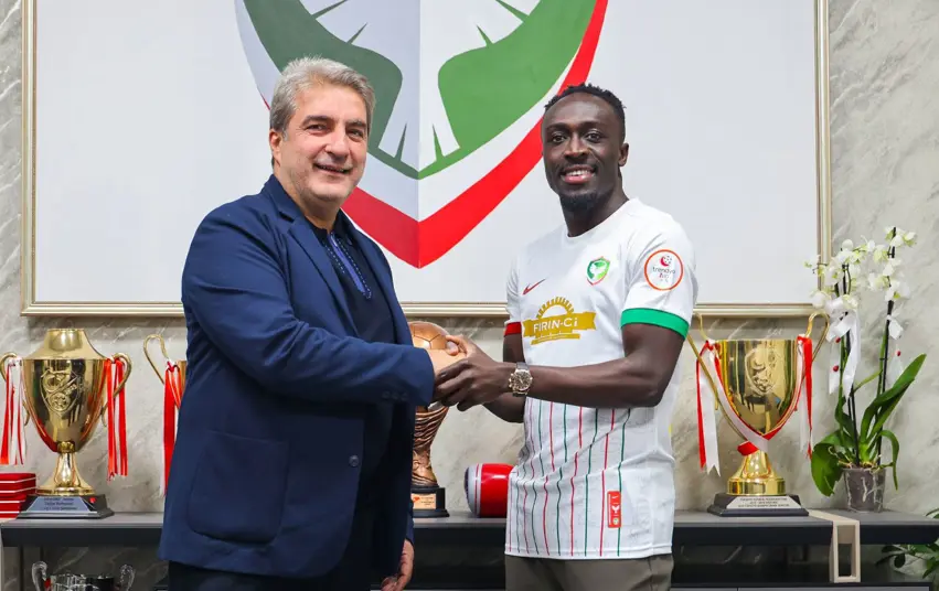 Bobby Adekanye Amedspor’da!