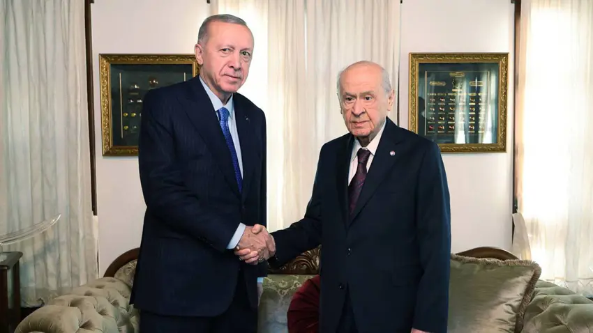 Erdoğan, Bahçeli ile bir araya geldi
