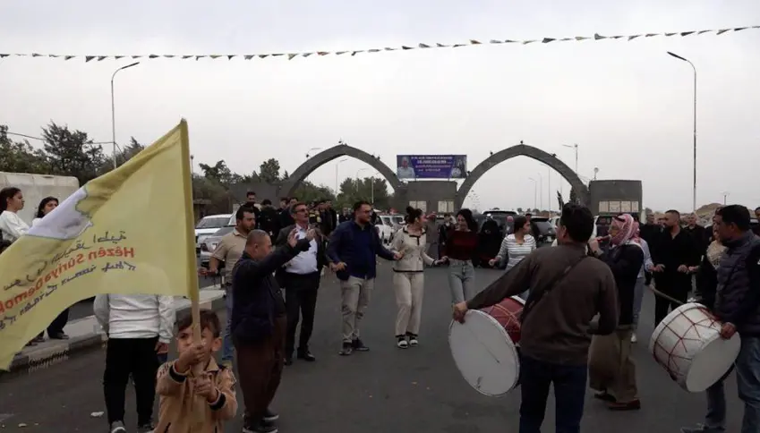 Rojava | Mesrûrê ku hatibû revandin bi dahol û zirne hate pêswazîkirin