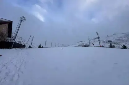 Bajarên Erzerom û Qers ket binê bandora berfê