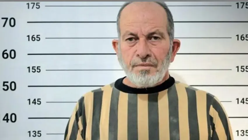 Berpirsekî bilind ê serdema Besar Esed hate girtin