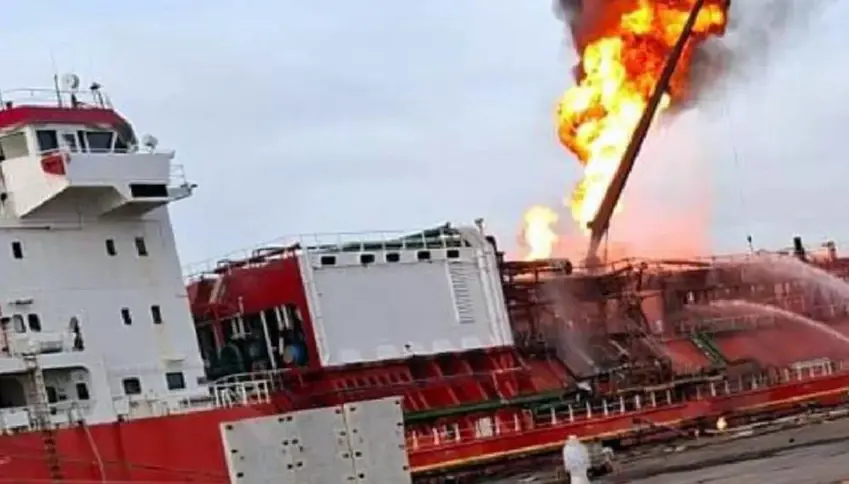 Rûsyayê êrîsî kestiya Tirk kir: 4 hezar ton LNG barkirî bû