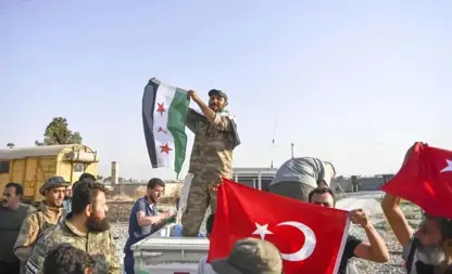 American Thinker: Tirkiye wê artêseke taybet a 200,000 kesî li Sûriyeyê ava bike