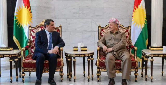 سەرۆک بارزانی پێشوازی لە فەرماندەی هێزەکانی سووریای دیموکرات کرد