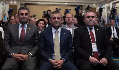 CHP 3 seet li ser çûna Îmraliyê civîn kir