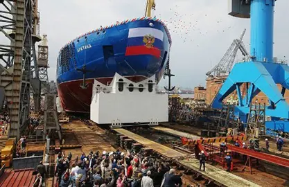 کەشتی سەهۆڵ شکێنی ئەتۆمی ستالینگراد مژدەی سەردەمی نوێ بۆ ڕووسیا لە جەمسەری باکوور دەدات