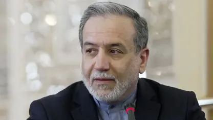 İranlı Bakan Arakçi Fransa'ya gidecek