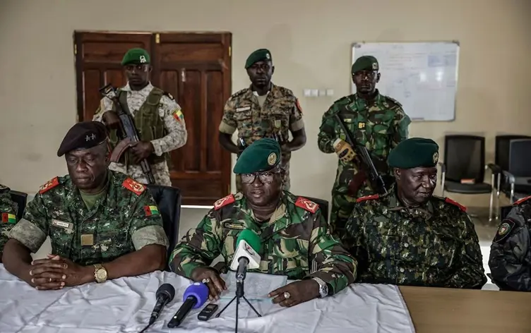 Li welatê Afrîka li Gine Bissauyê derba leskerî hat kirin