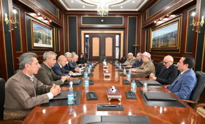 سەرۆك بارزانی لەگەڵ شاندی پارتی دیموكراتی كوردستان. سوریا كۆبووەوە