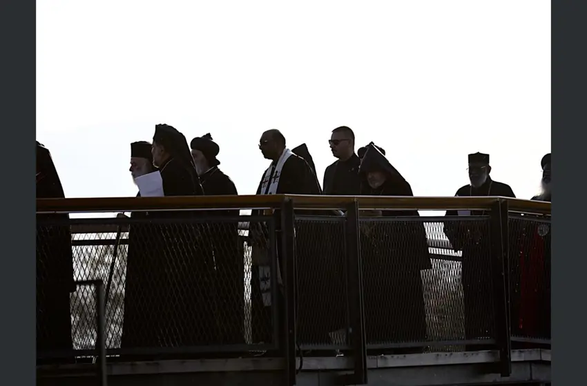 Serokê dewleta Vatîkanê Papa Leo yê 14 em, li Îznîkê tevlî ayînê bû