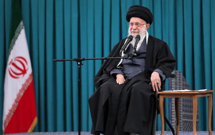 Hamaney'den ABD'ye: Israil'i destekledigi sürece… 