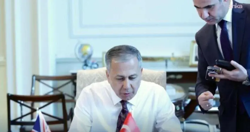 Wezîrê Tirkiyê Yerlikaya bi wezîra hemkara xwe bi ya Brîtanî re axifî