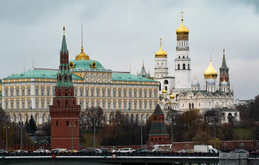 کرێملین : پووتین لە کرێملین کۆبوونەوەی تایبەت بە پەرەپێدانی زیاتری هێزە چەکدارەکانی ڕووسیا ئەنجام دەدات