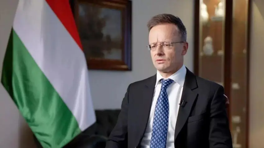 وەزیری دەرەوەی هەنگاریا واژووکردنی ڕێککەوتننامەی گەورەی هاوکاری ئەتۆمی لەگەڵ ئەمریکا ڕادەگەێنێت