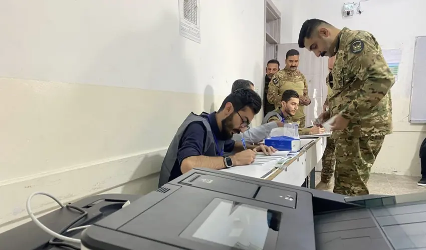 Hilbijartina taybet a Parlamentoya Iraqê dest pê kir: Zêdetirî 1 milyon 300 hezar kes deng didin