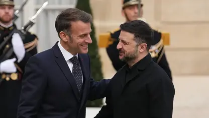 Macron ve Zelenskiy, Trump’ın Ukrayna barış planını için bir araya geldi