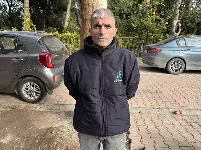 Karkerekî 60 hezar dolar pere dît û teslîmê xwediyê pera kir.