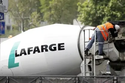 Fransa: Ji bo şirketa ku pere dabû DAIŞê cezayê dîrokî tê xwestin