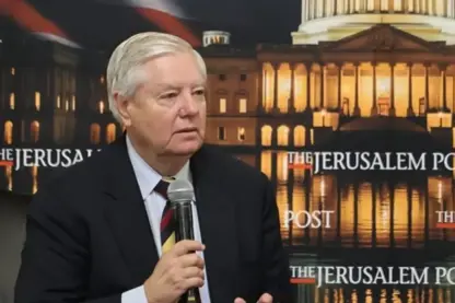 Senatorê Amerîkî hişyarî da: Artêşa Sûriyeyê radîkal dibe, daxwaza Îsraîlê mafdar e