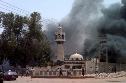 Li Nîjeryayê bi bombê êrîşê mizgeftê kirin: 7 kes mirin