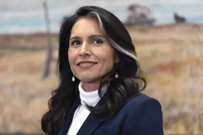 بەڕێوبەری هەواڵگری نەتەوەیی ئەمریکا بانگەشەی سەربازی و میدیایی دەکات کە ڕووسیا پلانی بۆ داگیرکردنی ئەورووپا هەیە، بە درۆ ناو دەبات