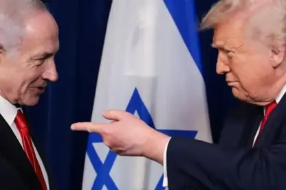 Trump ji bo operasyona li dijî Îranê "çiraya kesk" pêxist