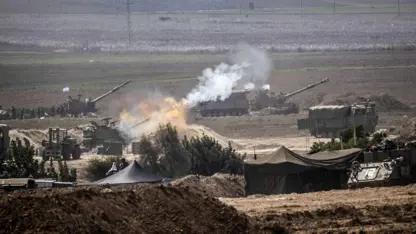 Îsraîl bi topan li Sûriyê xist