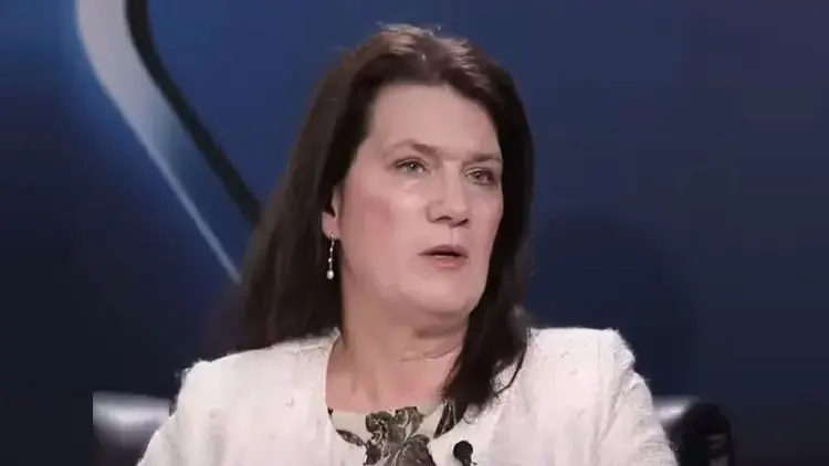 Ann Linde: "Rola Kurda di Rojhilata Navîn de mezin e”