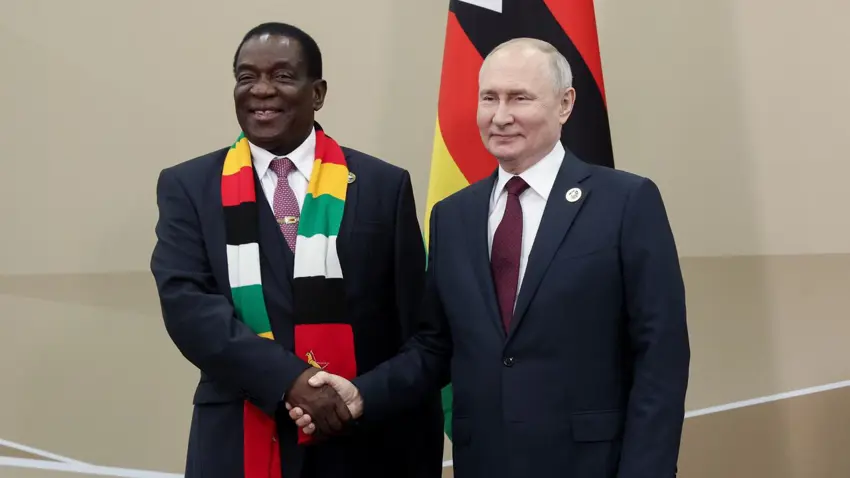 Putin, Zimbabve Devlet Başkanı Mnangagwa ile Kremlin'de bir araya geldi