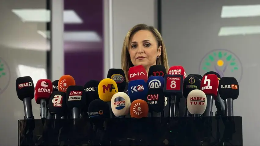 Berdevka DEM Partiyê: Asteng û hincetên li pêşiya çareseriya pirsa Kurd rabûn