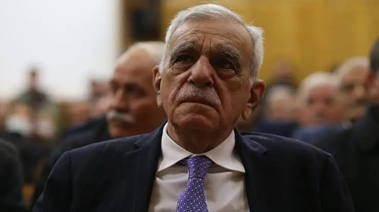 Ahmed Türk: Atılması gereken adımlar var