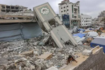 İsrail, Hamas’ın "komuta merkezini" bombaladığını açıkladı