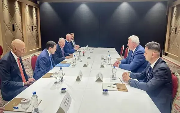 /haberresimleri/2025515/dya-ukrayna-li-antalyay-civiyanheadLine.webp