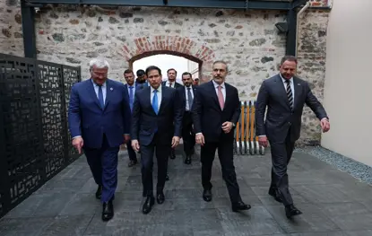 İstanbul'daki kritik Türkiye-ABD-Ukrayna zirvesi sona erdi