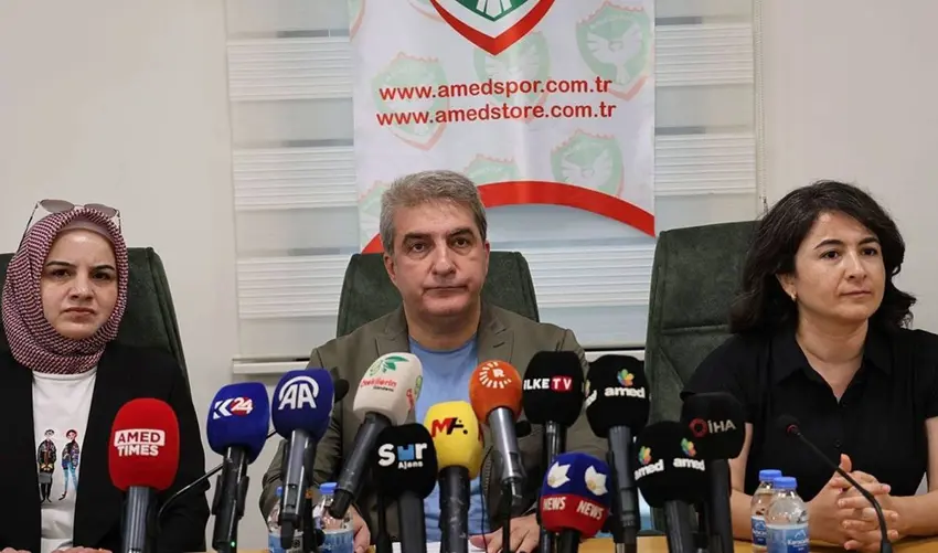 /haberresimleri/2025517/amedspor-biryara-kongrey-da-d-rok-hat-diyarkirinheadLine.webp