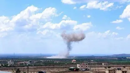 Îsraîlê karwaneke hêzên Sûriyê bombebaran kir
