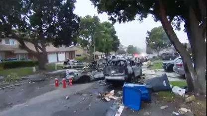 ABD'nin San Diego kentinde uçak düştü!