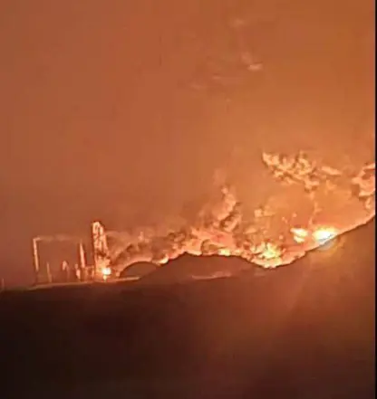 هێرشی قورسی ئیسرائیل بۆ سەر حووسییەکانی یەمەن دەستی پێکردووە؛ ٣٠ فڕۆکەی جەنگی بنکەكانی سەنعا و حەدیدەیان کردە ئامانج